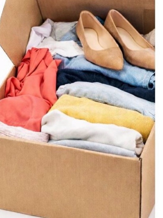 None Other - 5 Pound Reseller Box Nordstrom Anthropologie Free People Revolve Wholesale